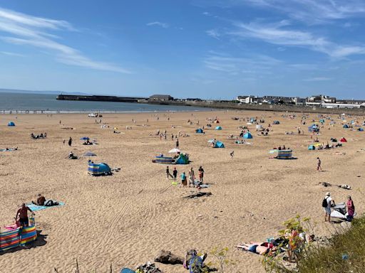 Crowds flock to the beach as heatwave hits Wales