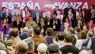 Vídeo | “Sánchez, no te rindas”, los mensajes de apoyo del comité federal del PSOE