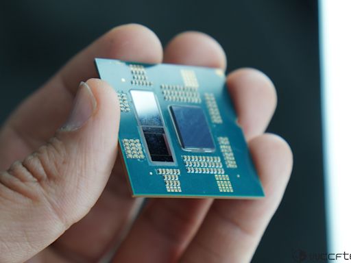 AMD Ryzen 9 7950X3D CPU With Dual 32 MB 3D V-Cache Stacks Spotted, Up To 192 MB Cache