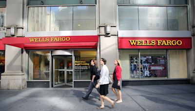 Is Wells Fargo & Co (NYSE:WFC) the Best Jim Cramer Stock to Buy If Trump Wins the Election?