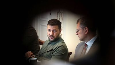Guerre en Ukraine : Volodymyr Zelensky est à Washington, Vladimir Poutine est « un criminel de guerre »