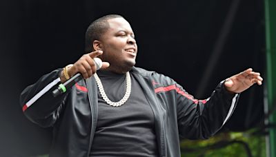 BUZZ: Sean Kingston arrested after home raid; ‘Seinfeld’ star battles cancer; more