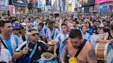 Las 'barras' argentinas vuelven a tomar Times Square