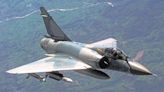 Francia dará aviones caza a Ucrania para defenderse de Rusia