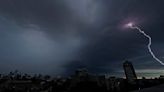 Centro de EE.UU. bajo amenaza de tormentas y tornados