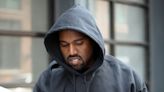 Kanye West planea abrir una cadena de tiendas de su línea de ropa