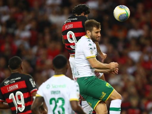 Flamengo 1 x 1 Cuiabá - Mengão só empata e não dispara na liderança do Brasileiro