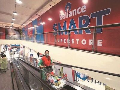 Reliance Retail profit flat in Q1, Ebitda grows on store expansion