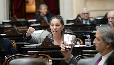 Paula Omodeo: “Esta ley no va en contra de los trabajadores, va en contra de los kioscos y de los curros”