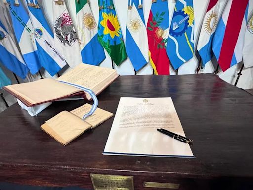 Uno por uno, los 10 puntos del Pacto de Mayo firmados en Tucumán por Javier Milei y los gobernadores