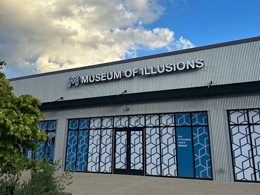 St. Louis' New Museum of Illusions Is Ready to Book Your Visit