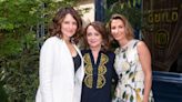 Rachel Dratch, Tina Fey Reminisce on Life in ’90s Chicago