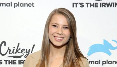 Bindi Irwin’s Daughter Grace Tagged & Tracked a ‘Wild Kookaburra’ on a Research Trip in the Cutest New Photo