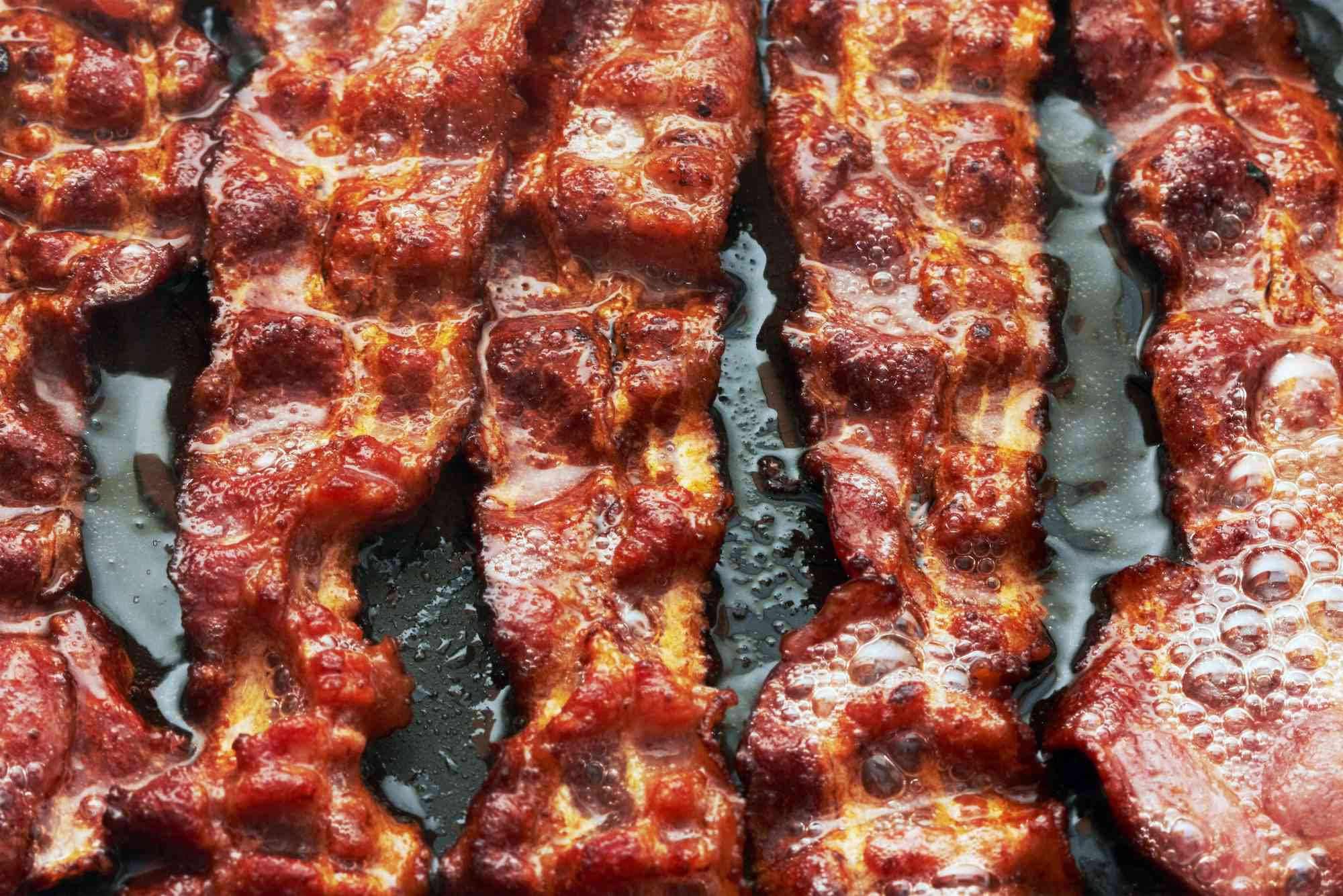 17 Tasty Ways Southerners Use Up Bacon Grease
