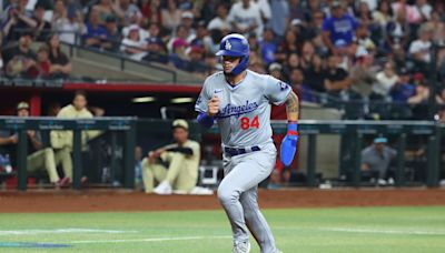 Dave Roberts Gives Dodgers Rookie Andy Pages His Flowers