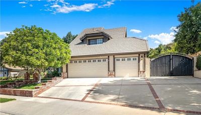 The Iconic POLTERGEIST House Is Up For Sale. Creepy Clown Doll Not Included