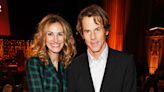 Julia Roberts shares steamy pic to mark 22nd anniversary with husband Danny Moder