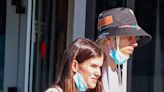 El Rubius aterriza en Ibiza con su chica, Irina Isasia, y su look no pasa desapercibido