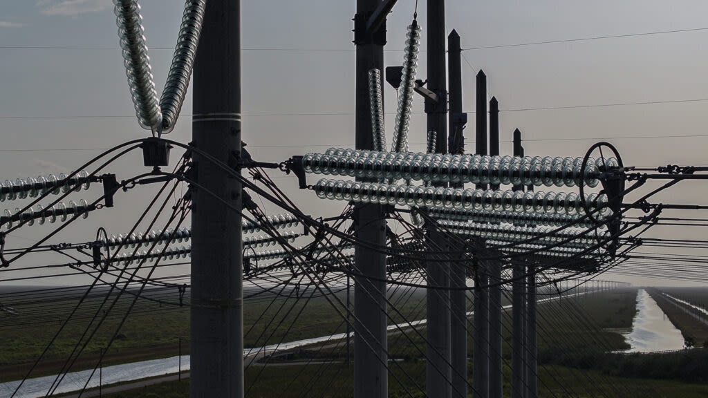 Maryland joins 20 states, administration in bid to modernize nation’s aging power grid