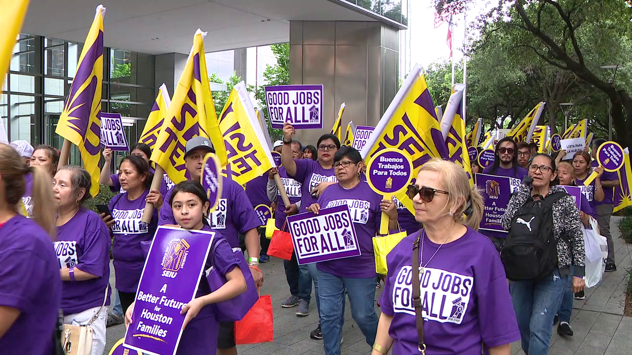 Houston janitors vote to strike for $15 & benefits! Will they walk off the job?