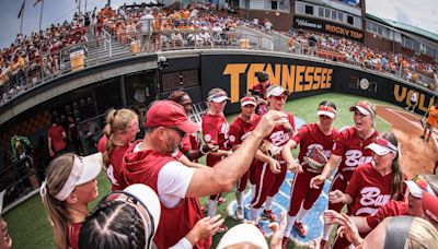 Bama softball team departs Tuscaloosa for Women’s College World Series