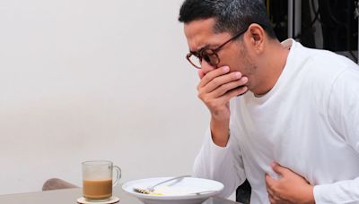 Man posts picture of breakfast online but people think it looks like 'cat sick'