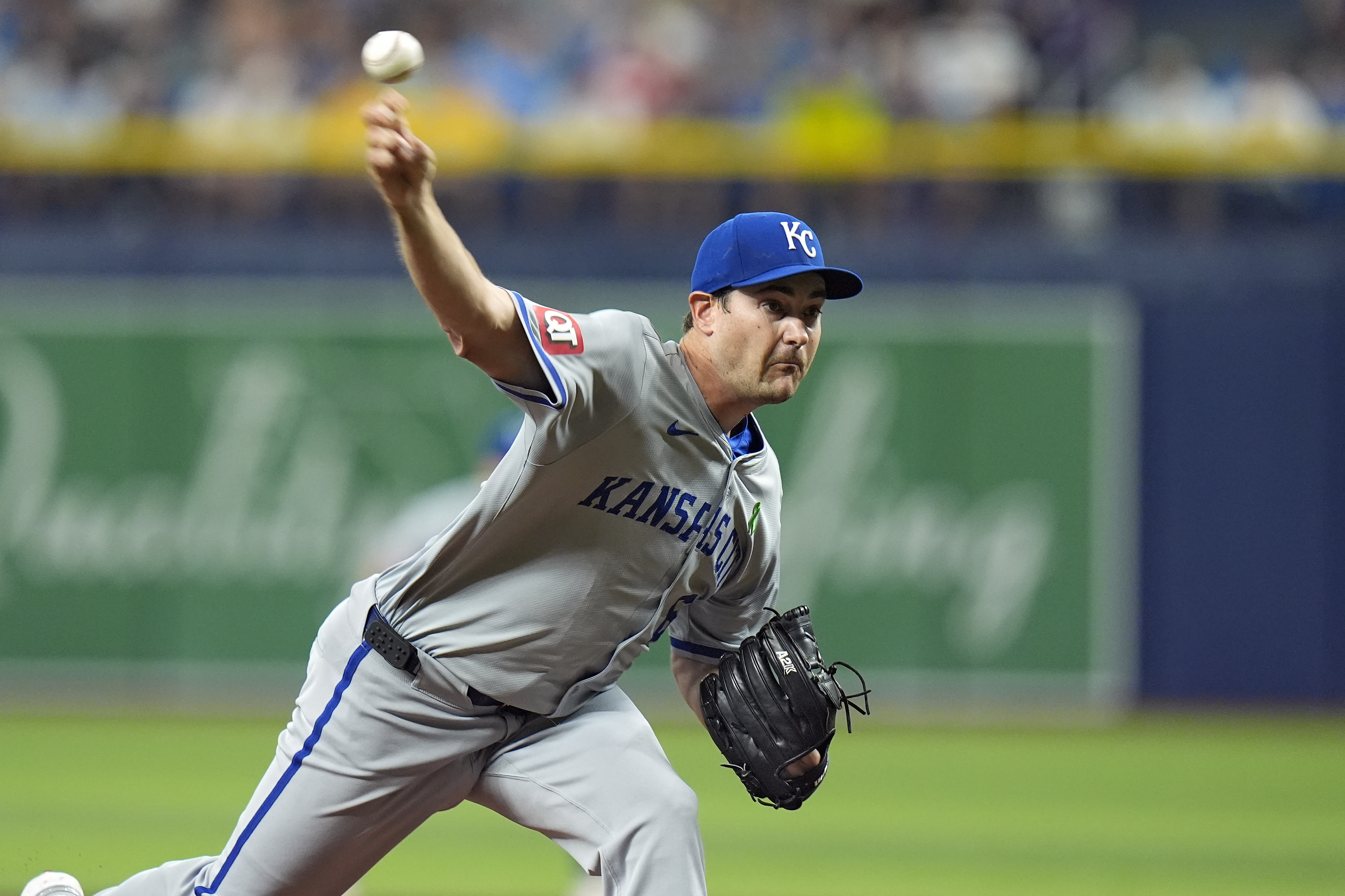 Seth Lugo becomes AL's first 8-game winner, Royals beat Rays 8-1 to improve to 33-19