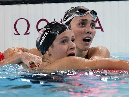 Canada's Summer McIntosh wins Olympic swim gold in 400-metre medley