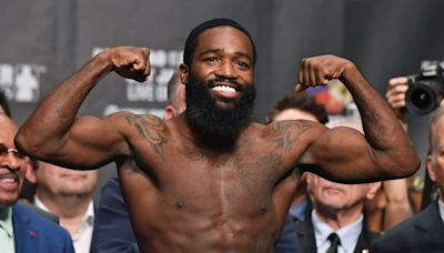 Adrien Broner Threatens To Shoot Opponent At Press Conference: “My Ni**as Got Guns With Them”