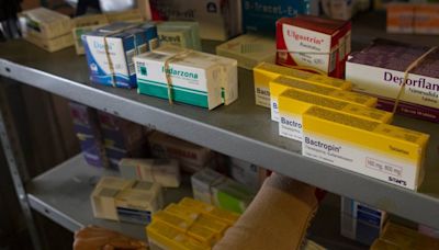 ‘Sana’ distribución de medicamentos en México, pero aún continúa el desabasto