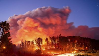 People flee Idaho town through a tunnel of fire and smoke as Western wildfires spread - WTOP News