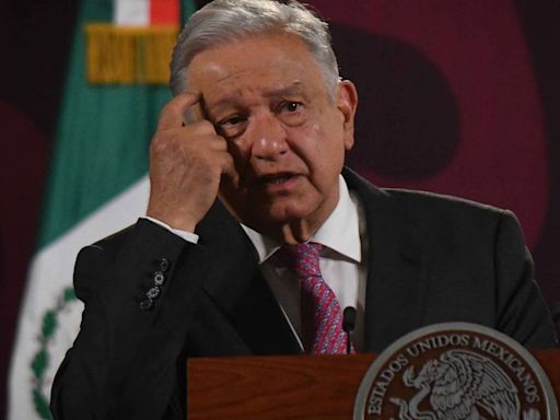 AMLO da ‘regalo’ por el Día del Maestro: Anuncia aumento salarial de 10%