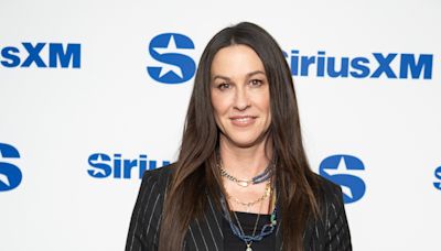 Alanis Morissette Brings Daughter Onyx on Stage to Perform ‘Ironic’ for Her 8th Birthday