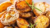 'The crispiest air fryer roast potatoes' in 6 steps