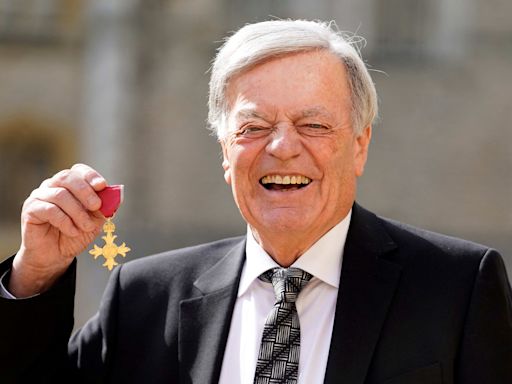 Tony Blackburn vows not to embarrass anyone by staying on air too long