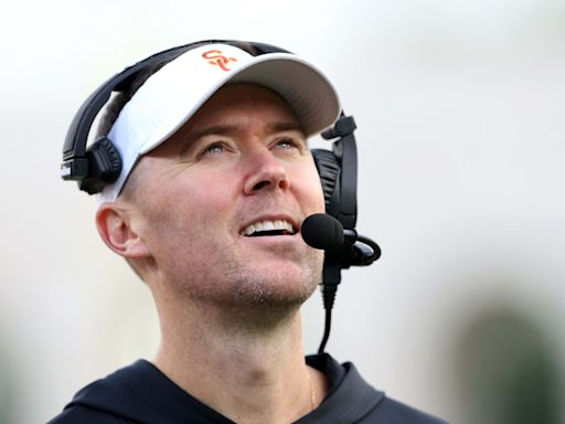 USC Football: Lincoln Riley Reflects On Bear Alexander Transfer Rumors