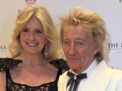 Rod Stewart shares loving snap with Penny Lancaster as they celebrate 25 years