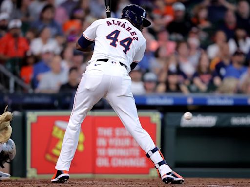 Houston Astros Superstar Gives Troubling Update After Getting Hit By Pitch