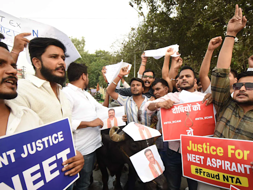 In NEET-UG Supreme Court Hearing, Plea Over Question No 19 And Four Marks