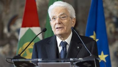Nato, Mattarella cita Einaudi: “Esistere uniti o scomparire”