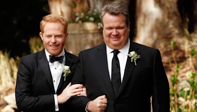 Eric Stonestreet Recalls ABC’s “Hurtful” Rejection Of ‘Modern Family’ Spin-Off About Mitch & Cam