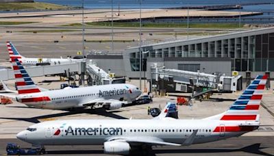 Video shows up to 80 mph winds pushing plane from Texas airport gate - The Boston Globe