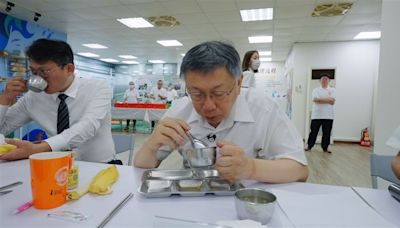 輸給黃國昌！柯文哲「風暴進食」速度被KO 大談營養午餐專法