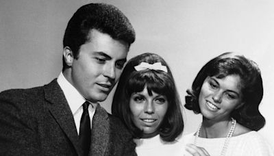 James Darren dies: “Gidget” teen idol, singer and director was 88