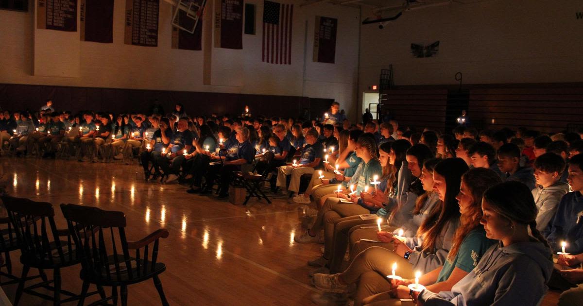 Serra Catholic High School holds candlelight mass for Samantha Kalkbrenner