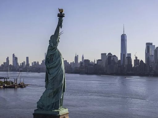 NASA says a meteor fireball was responsible for a boom heard over New York and New Jersey. So, um, what exactly is that?