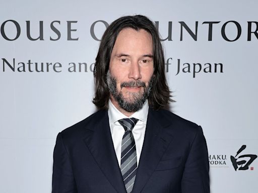 Keanu Reeves details gruesome injury on set of new Aziz Ansari comedy: ‘It cracked like a potato chip’