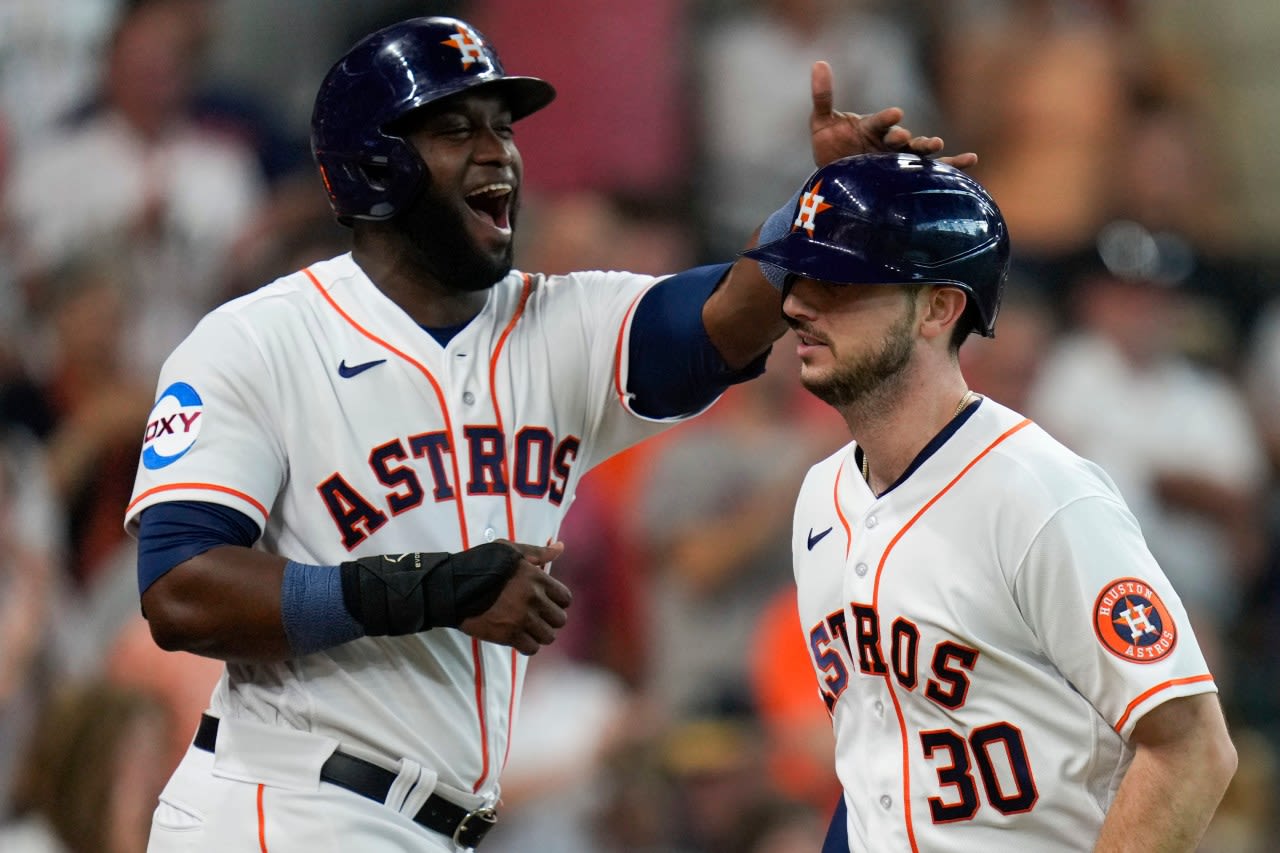 3 Astros move to second round of All-Star Game voting