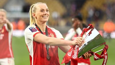Arsenal tie Stina Blackstenius down to new contract after parting ways with Vivianne Miedema as Jonas Eidevall explains why 'clever' centre-forward is so important to WSL giants | Goal.com US