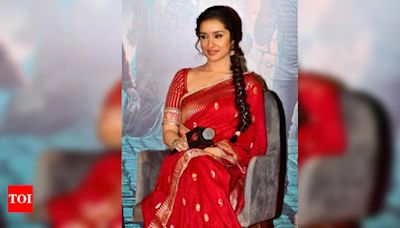 Shraddha Kapoor on her 'Stree' character's braid: Isme 20,000 volt ki shakti hai | Hindi Movie News - Times of India